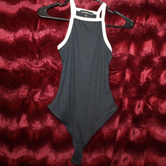 Derek Heart Tops - Simple bodysuit